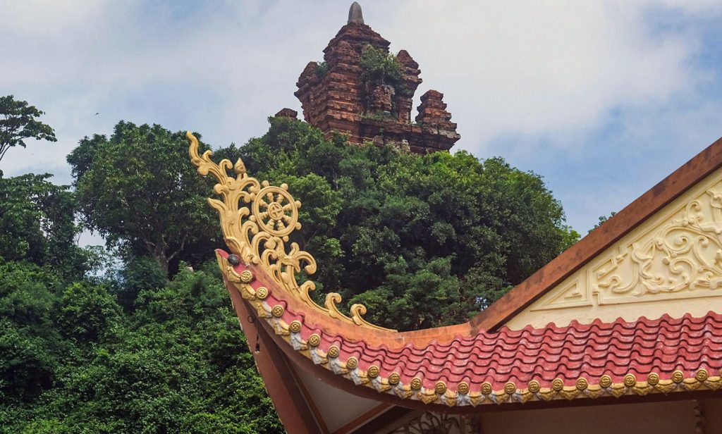 Old New Cham and Temple