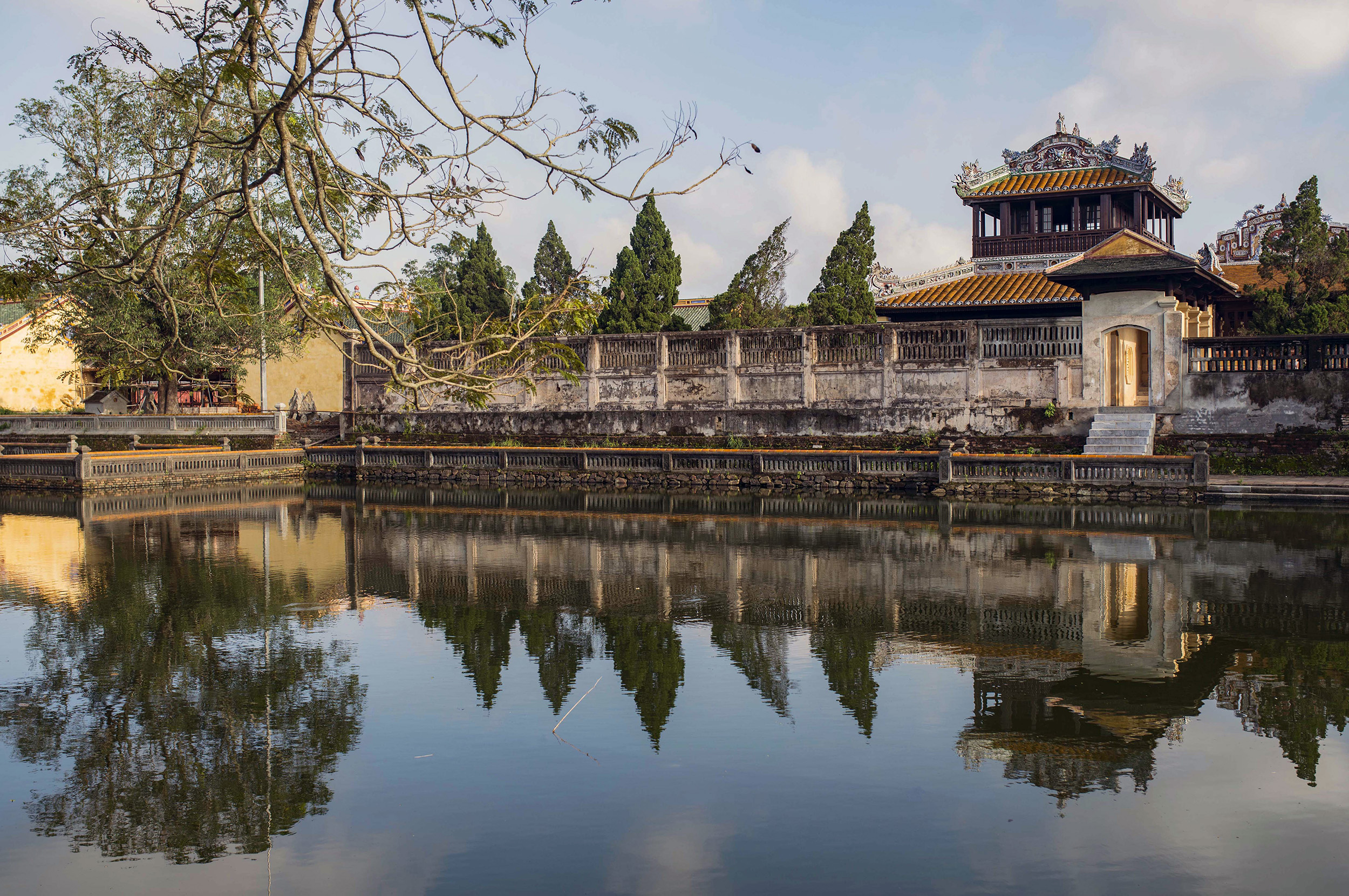 Hue Reflections