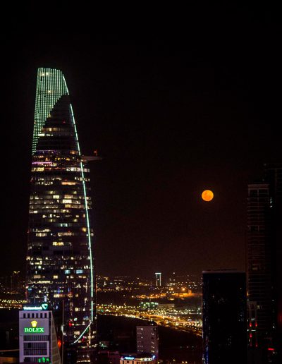 Bitexco Moon