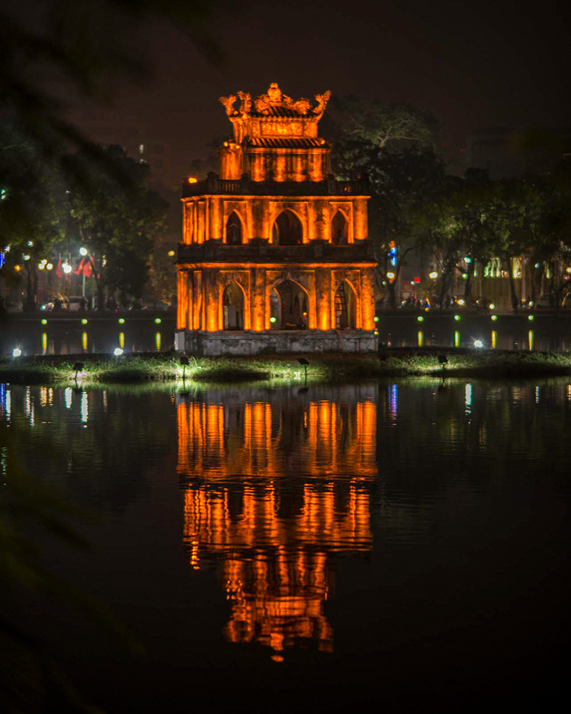 Ngoc Son Temple