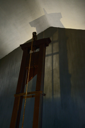 Hỏa Lò Prison Guillotine