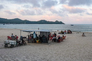 song cau beach beach snacks